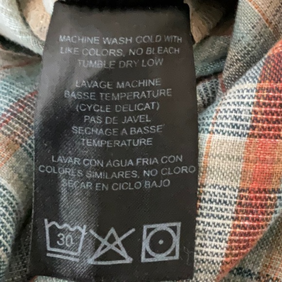 Like NEW Men’s Kühl Skorpio Button up, Linen Cotton Blend Shirt. Size Large - Picture 9 of 13